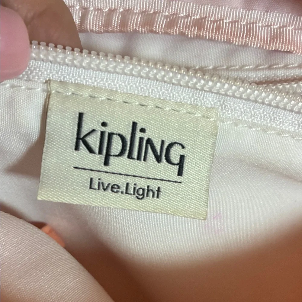 Kipling chic versatile